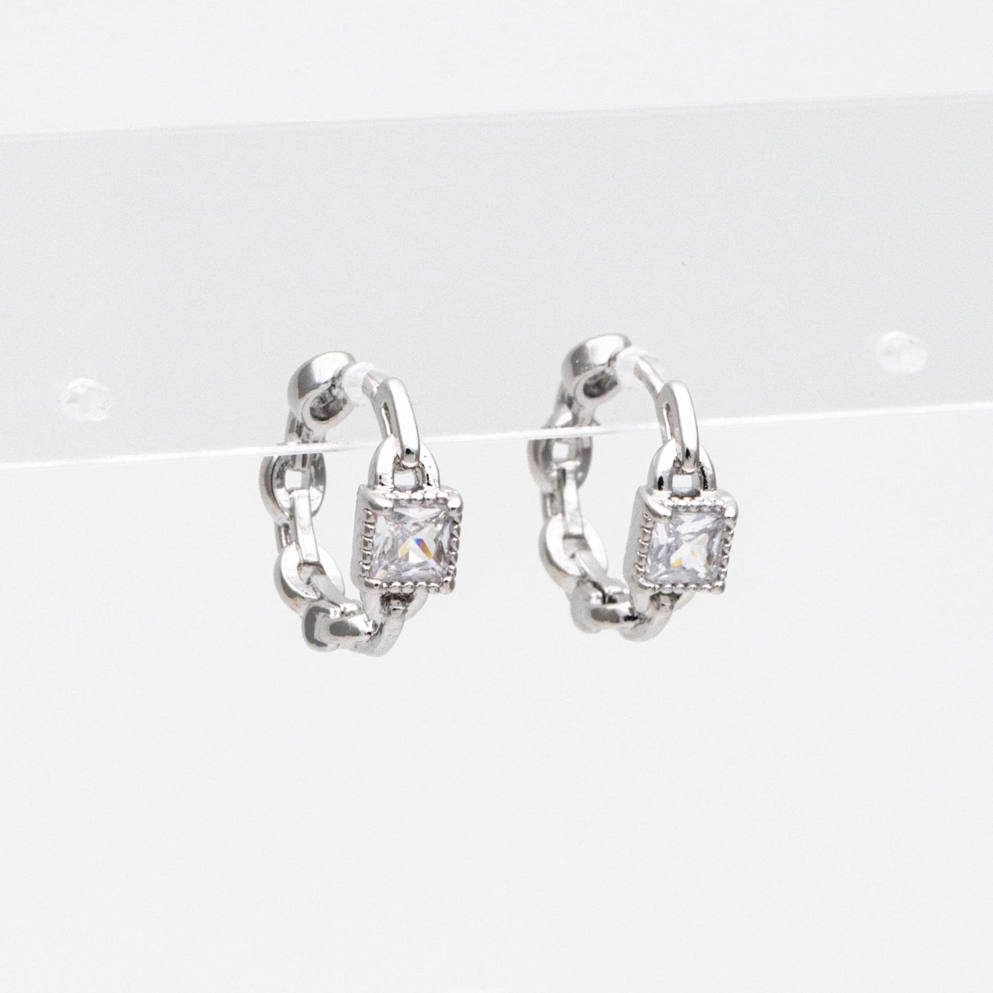 4pcs CZ Pave Gold/ Silver Tone Chain Hoop Earrings, 18K Real Gold/ Rhodium plated Brass, Huggie Earrings, Chain Earrings (GB-3020-B)